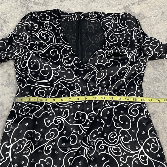 NWT Emporio Armani Black White Swirl Print Silk Dress Long Sleeve Sz 42 - Picture 9 of 14